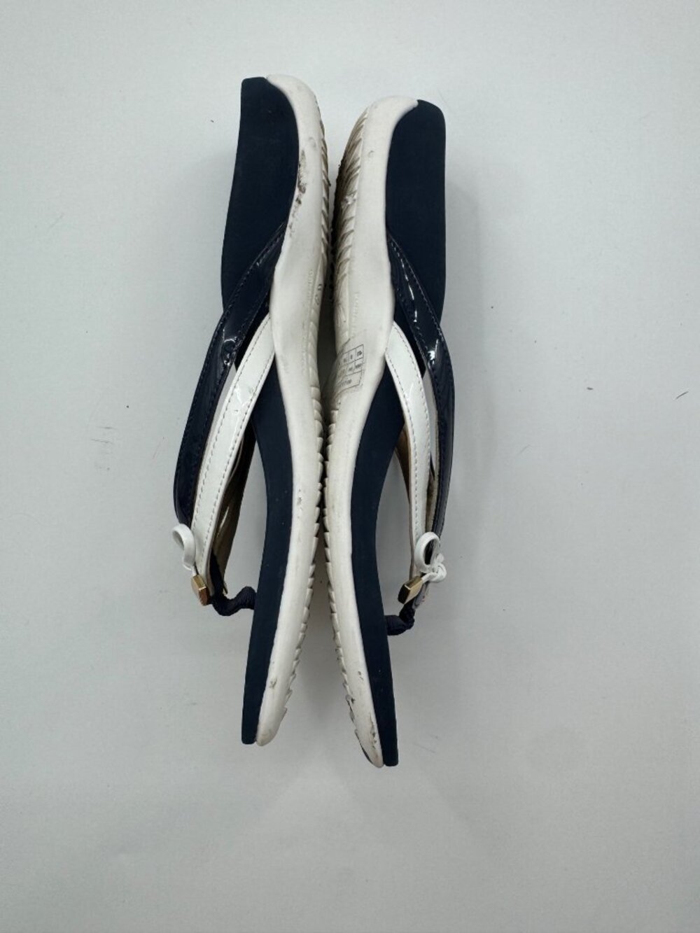 Vionic Bella X Womens Orthotic Flip Flops Navy & White Size 8.5 Bow Accent - Picture 6 of 8